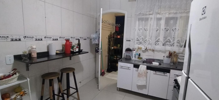 Imagem Casa com 2 Quartos à Venda, 55 m² em Cajuru - Curitiba Imagem Casa com 2 Quartos à Venda, 55 m² em Cajuru - Curitiba
