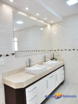 Imagem Casa com 4 Quartos à Venda, 225 m² em Quebra Frascos - Teresópolis