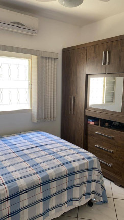 Imagem Casa com 3 Quartos à Venda, 250 m² em Jardim Jaraguá - Taubaté Imagem Casa com 3 Quartos à Venda, 250 m² em Jardim Jaraguá - Taubaté