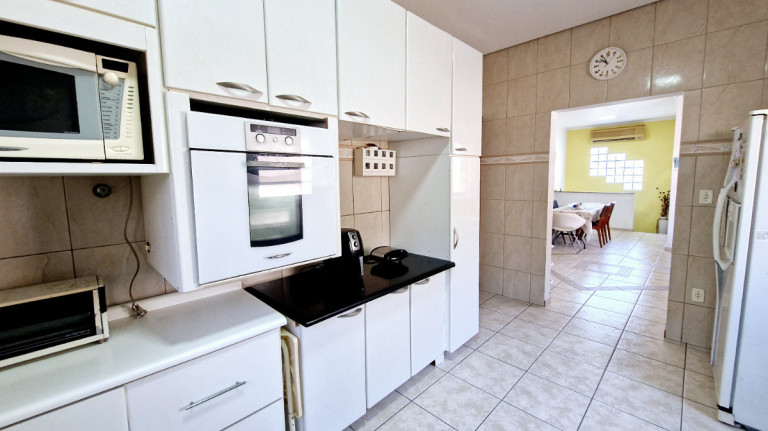 Imagem Casa de Vila com 4 Quartos à Venda, 214 m² em Vila Rosa - São Paulo