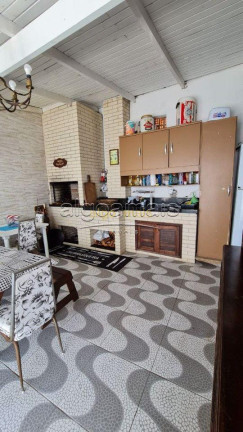 Imagem Imóvel com 5 Quartos à Venda, 184 m² em Centro - Xangri-lá