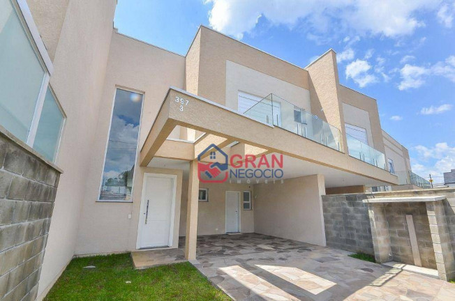 Sobrado com 3 Quartos à Venda, 162 m² em São Braz - Curitiba