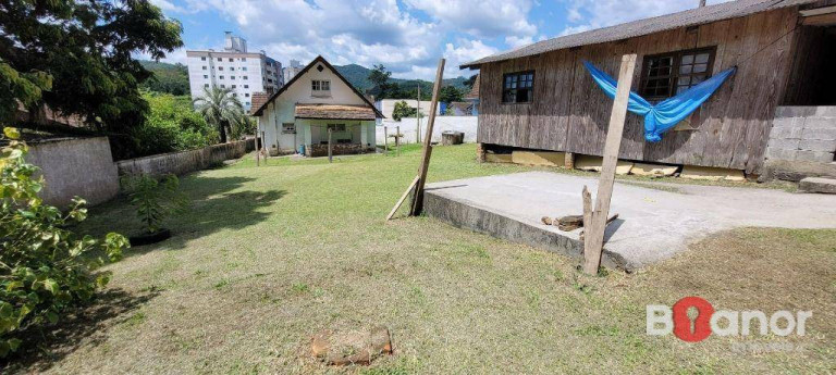 Imagem Casa com 4 Quartos à Venda, 120 m² em Velha - Blumenau Imagem Casa com 4 Quartos à Venda, 120 m² em Velha - Blumenau