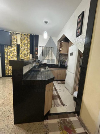 Imagem Casa com 2 Quartos à Venda, 94 m² em Jardim Campomar - Rio Das Ostras