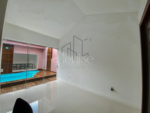 Imagem Casa com 2 Quartos à Venda, 231 m² em Santa Clara - Camboriú
