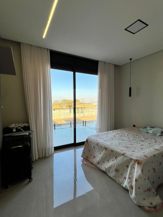 Imagem Casa com 4 Quartos à Venda, 260 m² em Parqville Pinheiros - Aparecida De Goiânia