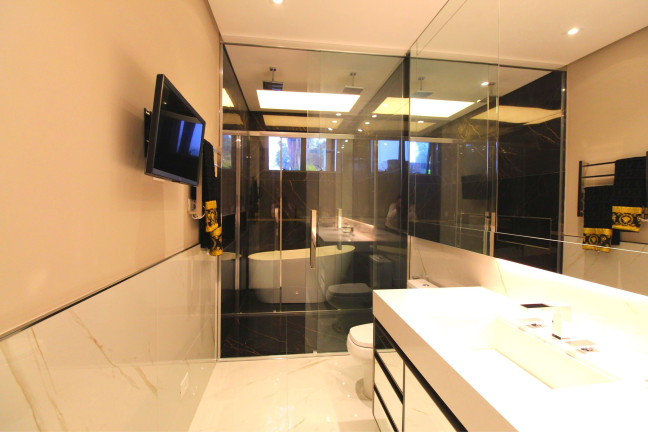 Imagem Apartamento com 3 Quartos à Venda, 307 m² em Bigorrilho - Curitiba