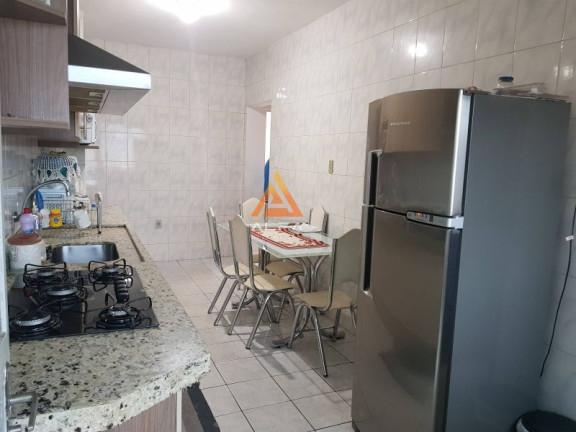 Imagem Casa com 4 Quartos à Venda, 187 m²