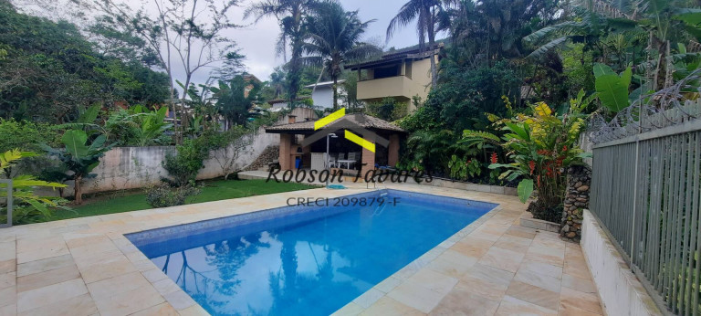 Casa com 3 Quartos à Venda, 465 m² em Tabatinga - Ubatuba