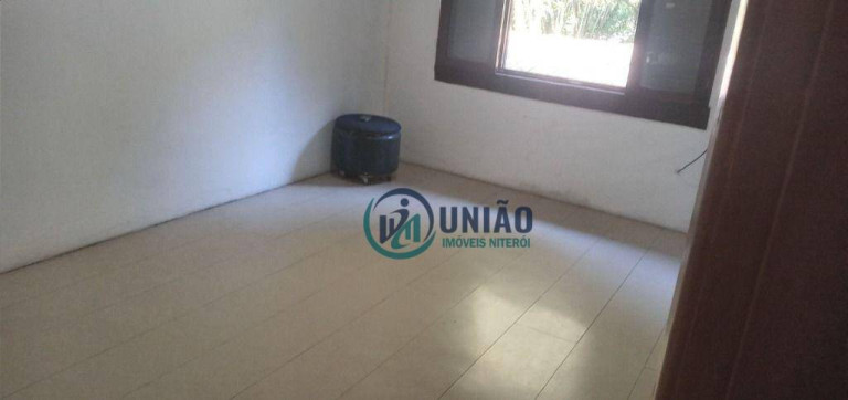 Imagem Casa com 5 Quartos à Venda, 250 m² em Maria Paula - Niterói