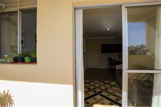 Imagem Imóvel com 3 Quartos à Venda, em Jardim Planalto - Porto Alegre Imagem Imóvel com 3 Quartos à Venda, em Jardim Planalto - Porto Alegre