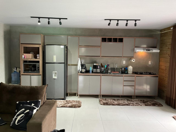 Imagem Casa com 2 Quartos à Venda, 288 m² em Monte Alegre - Camboriú