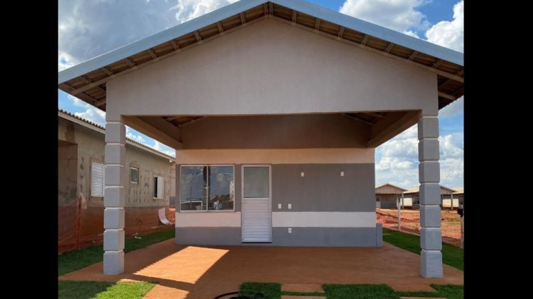 Casa com 2 Quartos à Venda, 71 m² em Mansour - Uberlândia