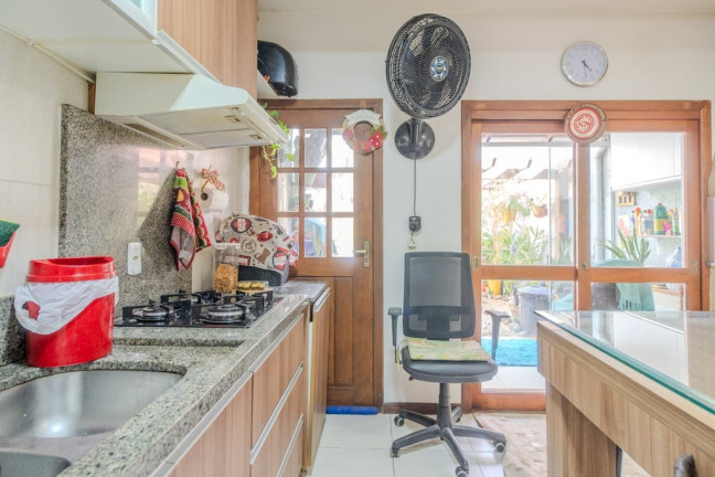 Imagem Casa com 2 Quartos à Venda, 127 m² em Vila Nova - Porto Alegre