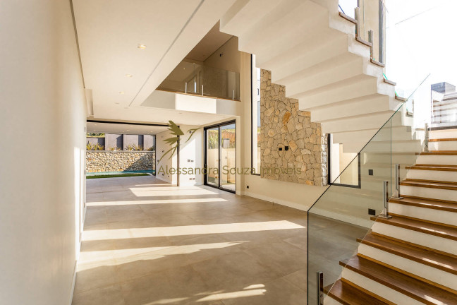 Imagem Casa com 4 Quartos à Venda, 416 m² em Alphaville - Santana De Parnaíba Imagem Casa com 4 Quartos à Venda, 416 m² em Alphaville - Santana De Parnaíba
