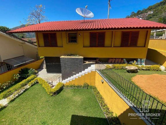 Imagem Casa com 5 Quartos à Venda, 250 m² em Iucas - Teresópolis Imagem Casa com 5 Quartos à Venda, 250 m² em Iucas - Teresópolis