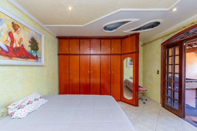 Casa com 3 Quartos à Venda, 250 m² em Vila Antonieta - São Paulo