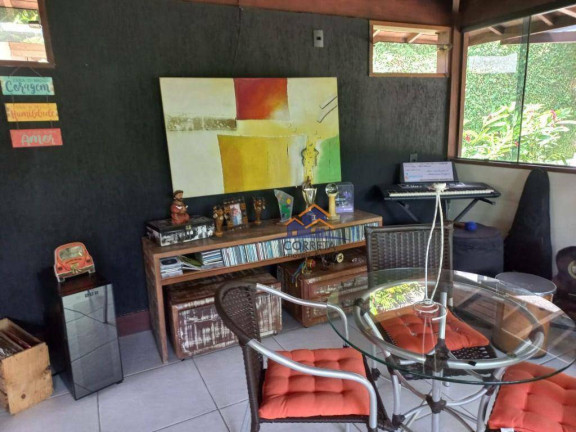 Imagem Casa com 5 Quartos à Venda, 169 m² em Parque Das Palmeiras - Angra Dos Reis