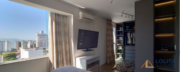 Imagem Cobertura com 3 Quartos à Venda, 173 m² em Centro - Florianópolis