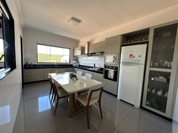 Imagem Casa com 3 Quartos à Venda, 300 m² em Pio Xxii - Itatiaiuçu