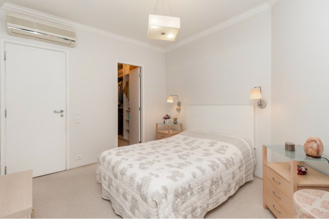 Imagem Apartamento com 3 Quartos à Venda, 112 m² em Moema - São Paulo Imagem Apartamento com 3 Quartos à Venda, 112 m² em Moema - São Paulo