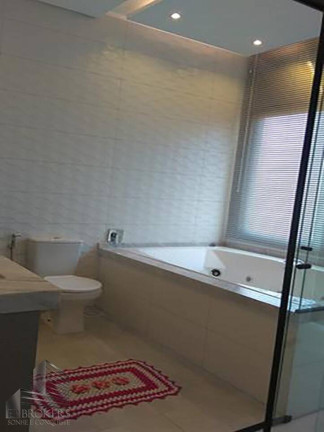 Imagem Casa de Condomínio com 3 Quartos à Venda, 320 m² em Iporanga - Sorocaba