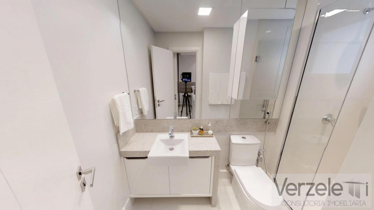 Imagem Apartamento com 4 Quartos à Venda, 237 m² em Barra Sul - Balneário Camboriú Imagem Apartamento com 4 Quartos à Venda, 237 m² em Barra Sul - Balneário Camboriú