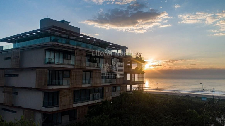 Imagem Apartamento com 4 Quartos à Venda, 360 m² em Balneário Santa Clara - Itajaí