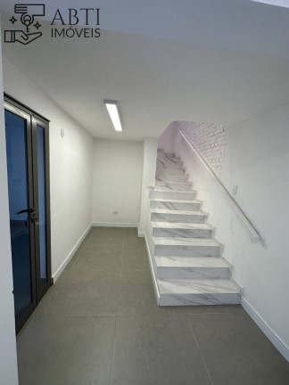 Imagem Casa com 3 Quartos à Venda, 241 m² em Morro Dos Ingleses - São Paulo