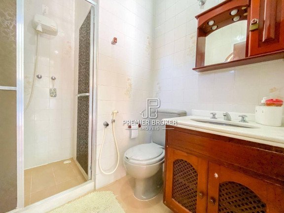Imagem Casa com 4 Quartos à Venda, 114 m² em Alto - Teresópolis