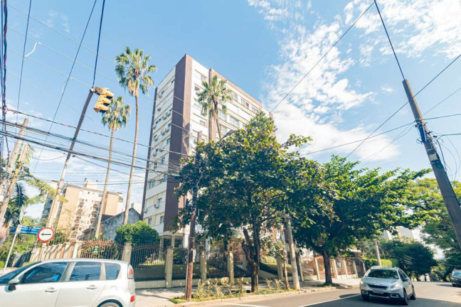 Imóvel com 3 Quartos à Venda,  em Petrópolis - Porto Alegre