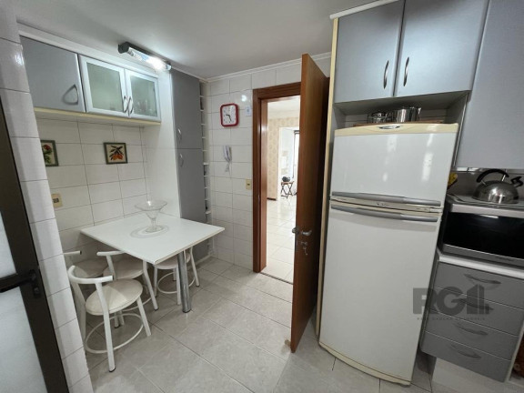 Imagem Apartamento com 3 Quartos à Venda, 98 m² em Cristal - Porto Alegre Imagem Apartamento com 3 Quartos à Venda, 98 m² em Cristal - Porto Alegre