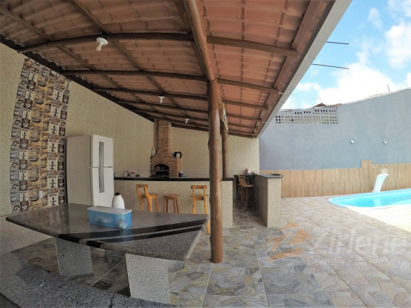 Casa com 4 Quartos à Venda, 450 m² em Nossa Senhora De Fátima - Guarapari