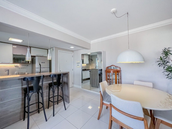Imagem Imóvel com 2 Quartos à Venda, 72 m² em Petrópolis - Porto Alegre