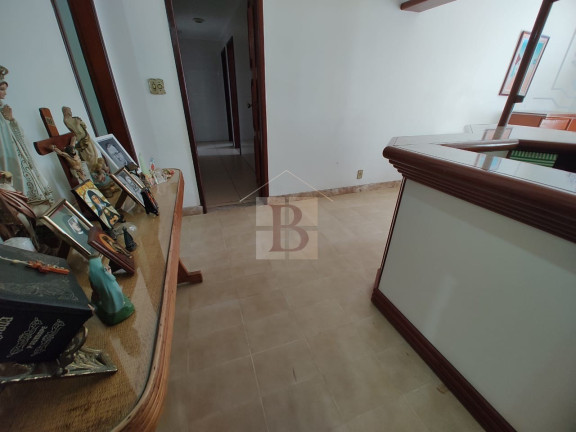 Imagem Casa com 3 Quartos à Venda, 420 m² em Porto Novo - São Gonçalo Imagem Casa com 3 Quartos à Venda, 420 m² em Porto Novo - São Gonçalo