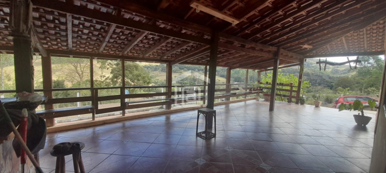 Imagem Imóvel com 3 Quartos à Venda, 3.000 m² em Laranjeiras De Caldas (rural) - Caldas Imagem Imóvel com 3 Quartos à Venda, 3.000 m² em Laranjeiras De Caldas (rural) - Caldas