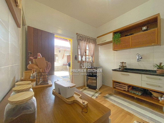 Imagem Casa com 5 Quartos à Venda, 280 m² em Alto - Teresópolis