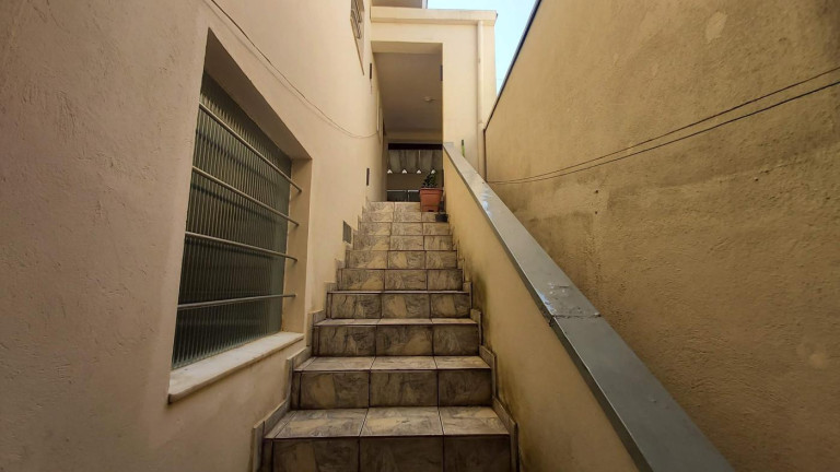 Imagem Casa com 9 Quartos à Venda, 196 m² em Helena Maria - Osasco