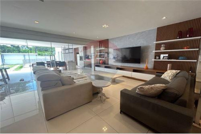 Imagem Casa de Condomínio com 6 Quartos à Venda, 400 m² em Barra Da Tijuca - Rio De Janeiro Imagem Casa de Condomínio com 6 Quartos à Venda, 400 m² em Barra Da Tijuca - Rio De Janeiro