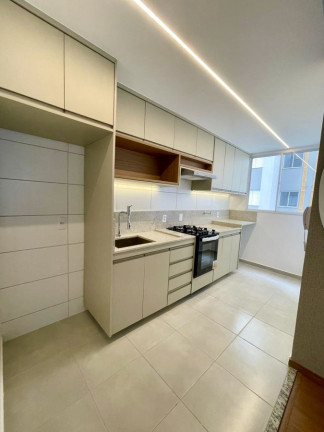 Apartamento com 2 Quartos para Alugar, 58 m² em Pires - Extrema