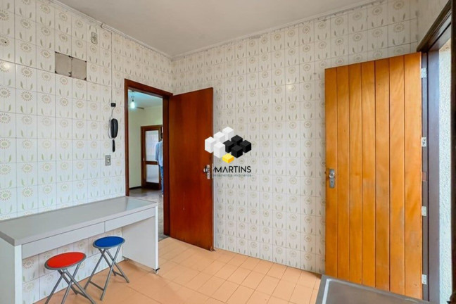 Imagem Casa com 3 Quartos à Venda, 200 m² em Jardim Lindóia - Porto Alegre Imagem Casa com 3 Quartos à Venda, 200 m² em Jardim Lindóia - Porto Alegre
