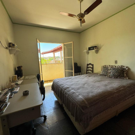 Sobrado com 3 Quartos à Venda, 299 m² em Vila América - Lins