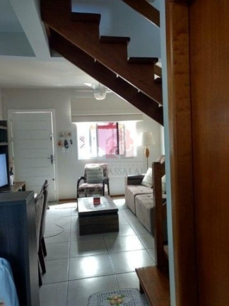 Imagem Casa com 2 Quartos à Venda, 81 m² em Restinga - Porto Alegre Imagem Casa com 2 Quartos à Venda, 81 m² em Restinga - Porto Alegre