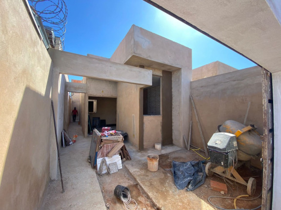 Casa com 2 Quartos à Venda, 48 m² em Jardim Olímpico - Montes Claros