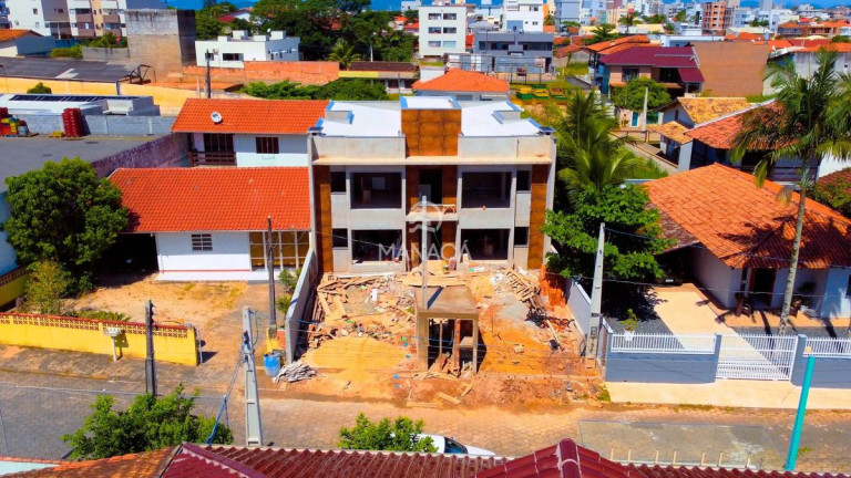 Imagem Apartamento com 3 Quartos à Venda, 75 m² em Itajuba - Barra Velha