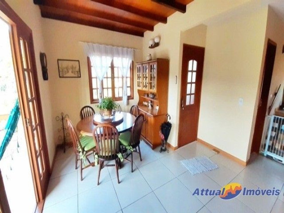 Imagem Casa com 4 Quartos à Venda, 185 m² em Albuquerque - Teresópolis Imagem Casa com 4 Quartos à Venda, 185 m² em Albuquerque - Teresópolis