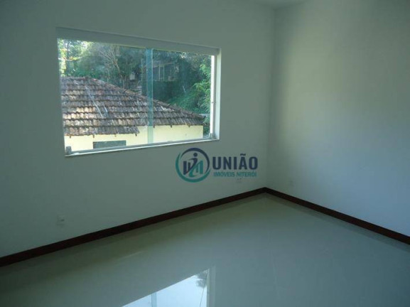 Imagem Casa com 3 Quartos à Venda, 205 m² em Pendotiba - Niterói Imagem Casa com 3 Quartos à Venda, 205 m² em Pendotiba - Niterói