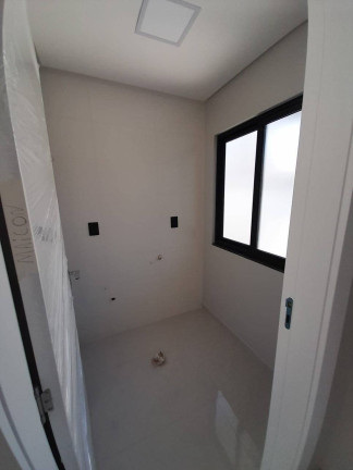 Imagem Casa com 2 Quartos à Venda, 100 m² em Zimbros - Bombinhas Imagem Casa com 2 Quartos à Venda, 100 m² em Zimbros - Bombinhas