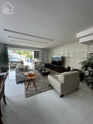 Imagem Casa com 5 Quartos à Venda, 350 m² em Recreio Dos Bandeirantes - Rio De Janeiro Imagem Casa com 5 Quartos à Venda, 350 m² em Recreio Dos Bandeirantes - Rio De Janeiro