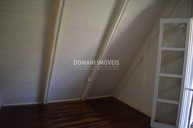 Imagem Casa com 2 Quartos à Venda, 178 m² em Região Do Jaguaribe - Campos Do Jordão Imagem Casa com 2 Quartos à Venda, 178 m² em Região Do Jaguaribe - Campos Do Jordão